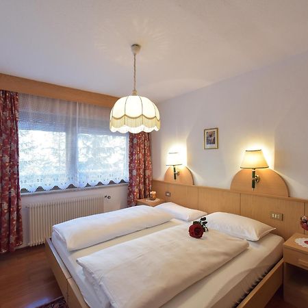 Residence Salvan Corvara In Badia Eksteriør billede