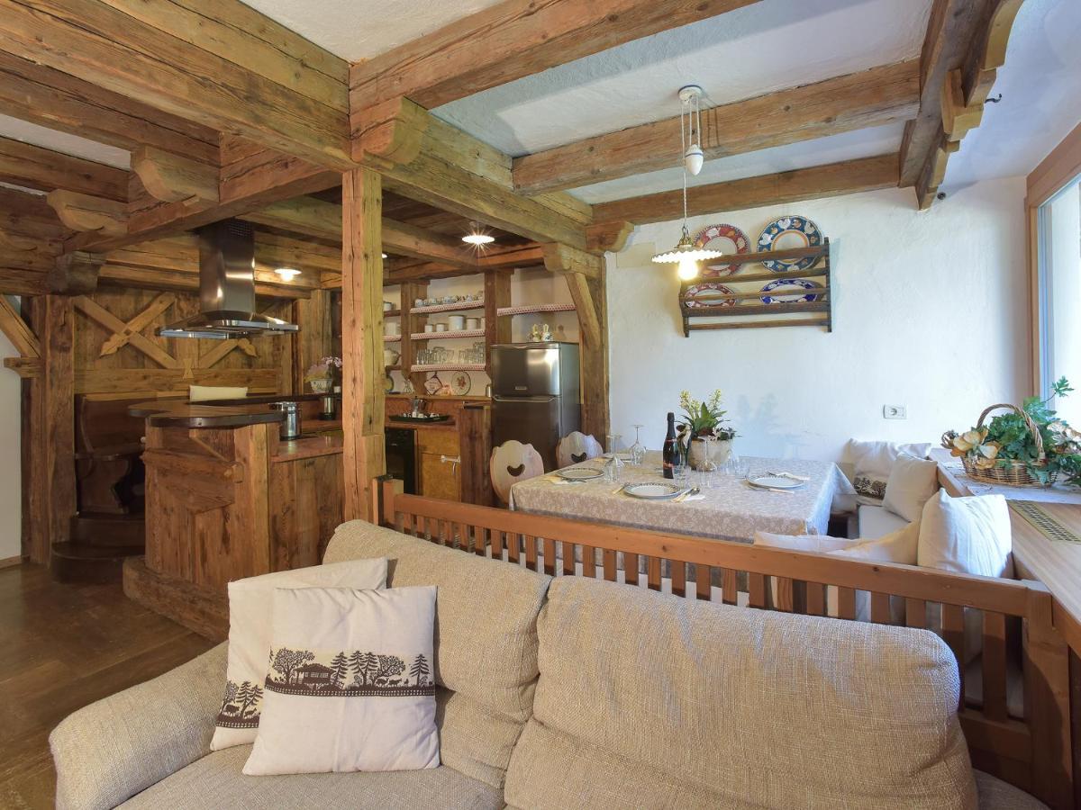 Residence Salvan Corvara In Badia Eksteriør billede