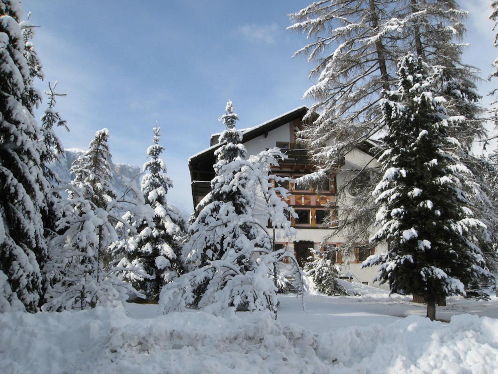 Residence Salvan Corvara In Badia Eksteriør billede