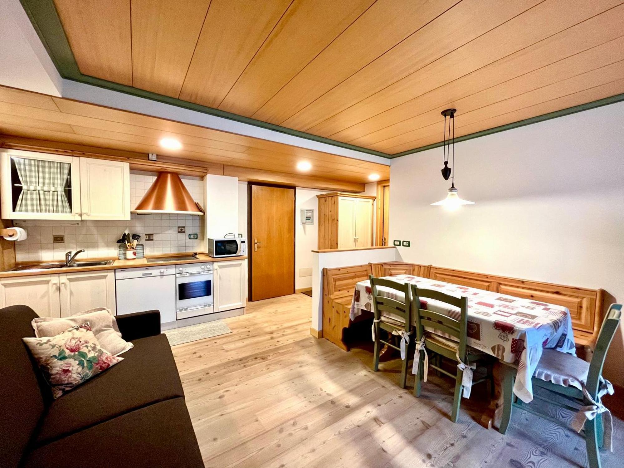Residence Salvan Corvara In Badia Eksteriør billede