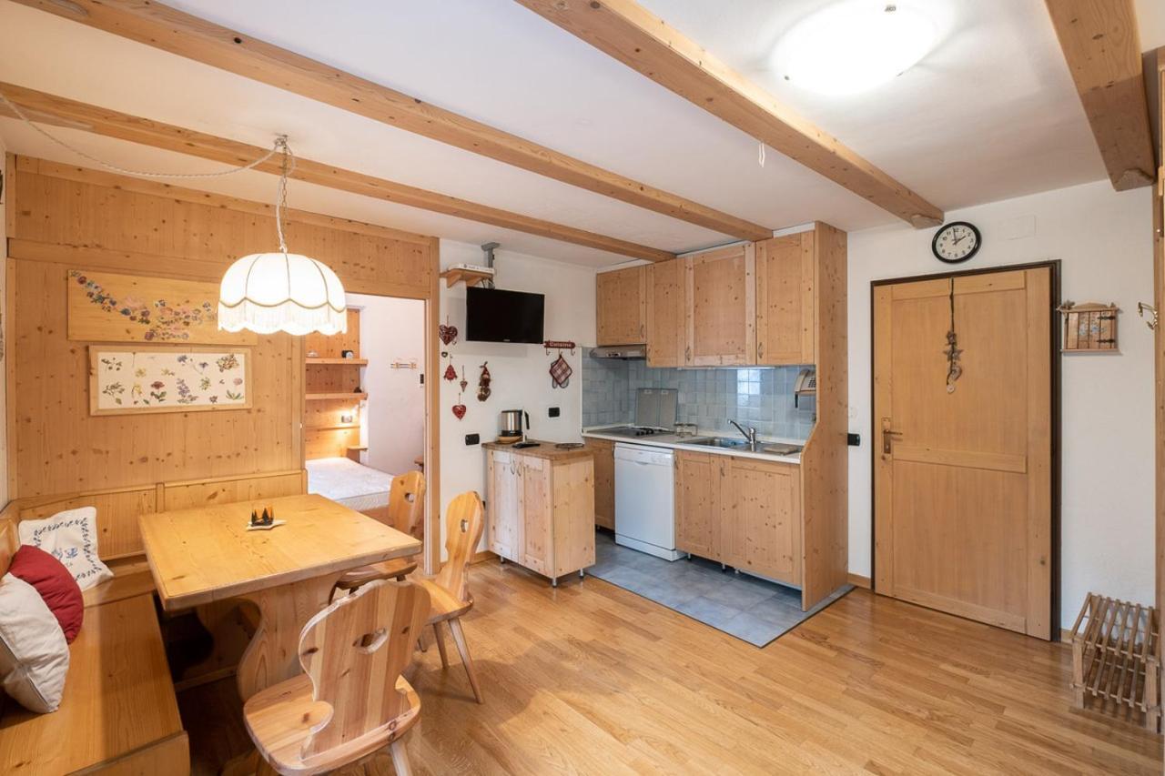 Residence Salvan Corvara In Badia Eksteriør billede